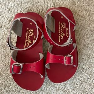 Saltwater Sun-San red unisex sandals